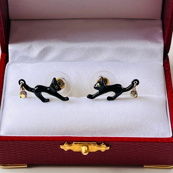 Little Playful Black Cat Earrings - Picture 1 of 3